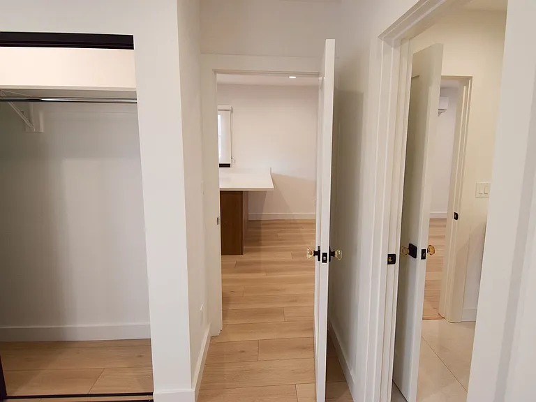 317 Ocean Park Blvd — Photo 23