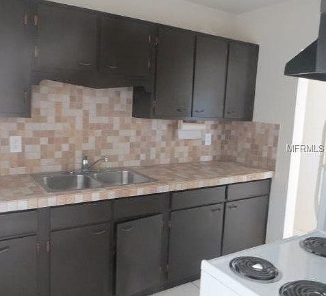 5th image of 1521 Wakefield Cir