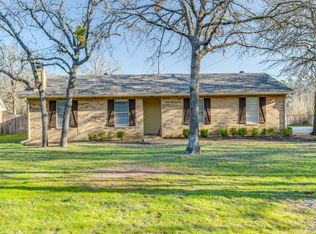 406 Surveyors Rd, Aubrey, TX 76227
