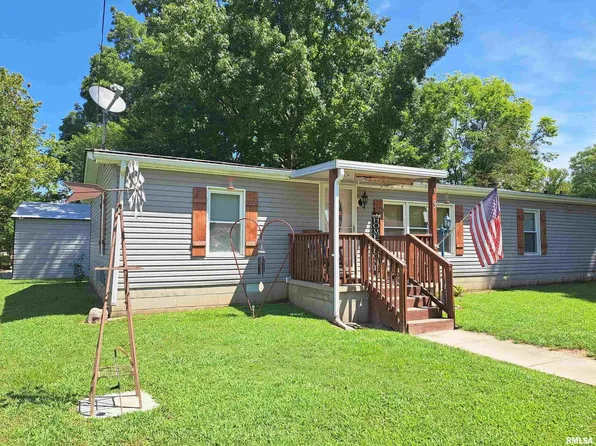 102 Washington St, Cambria, IL 62915