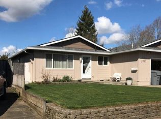 2537 23rd Ave SE, Albany, OR