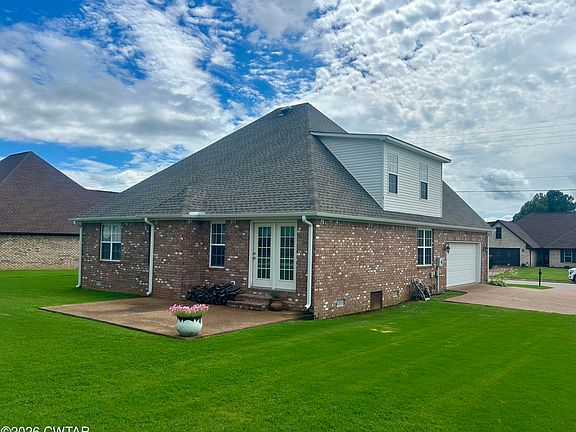 4th image of 18 Kambridge Dr