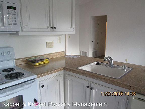 4th image of 457 Marbella Ln