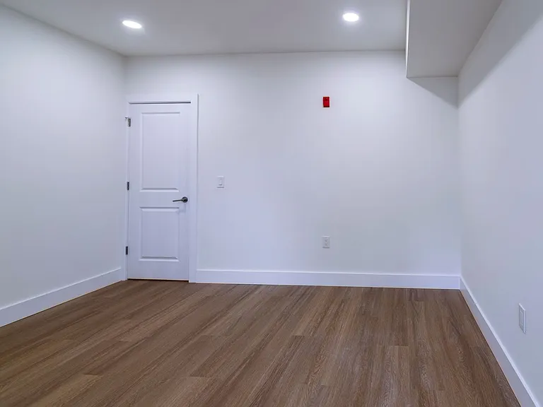 3956 Parrish St — Photo 27