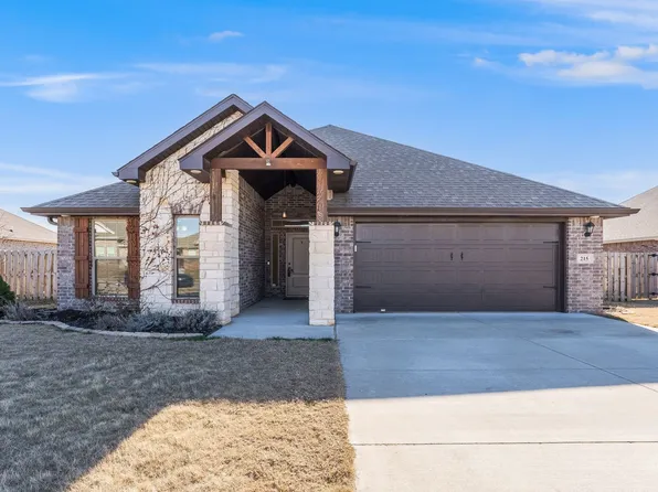 215 Hunt St, Pea Ridge, AR 72751