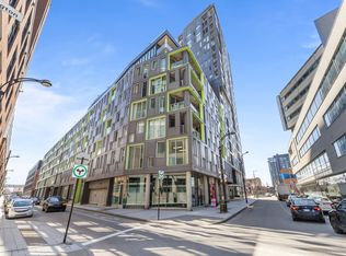 90 Rue Prince #503, Montreal, QC H3C 2M8