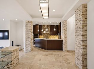 7146 Mission Hills Dr, Las Vegas, NV 89113