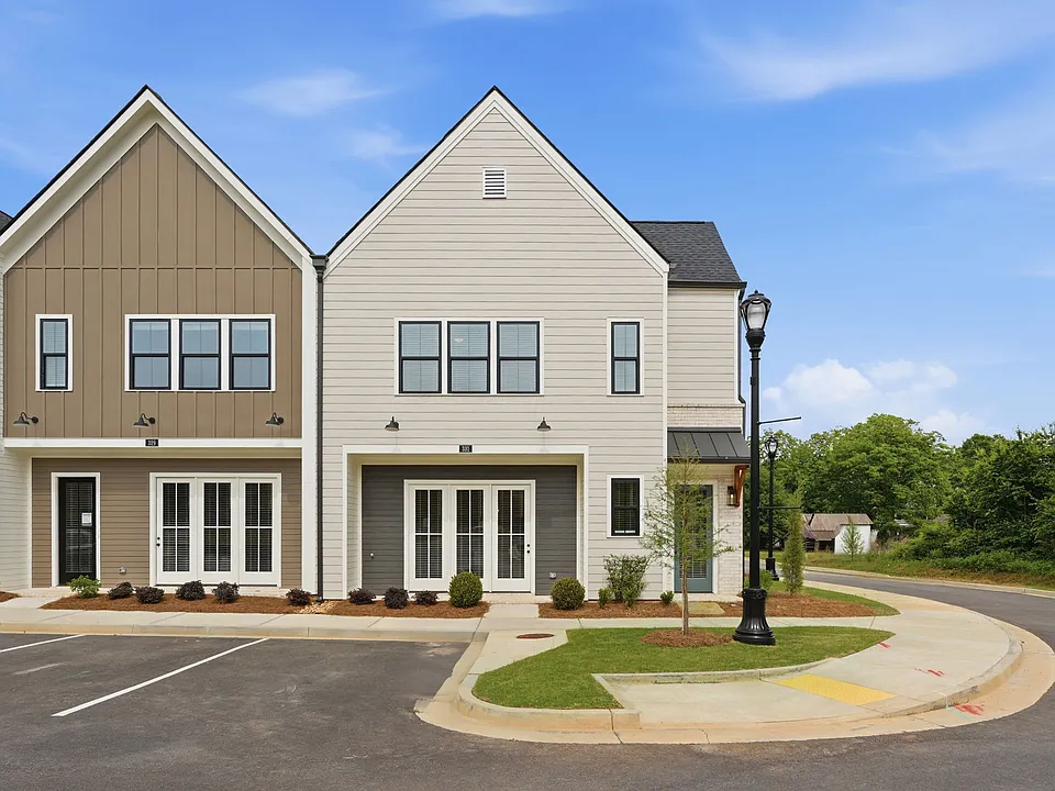 39 Peony St