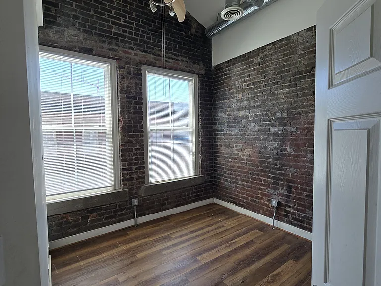 302 Goshen St #2001 — Photo 7