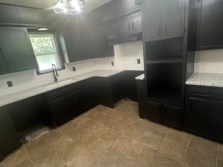 7622 Hermosa Dr — Photo 5