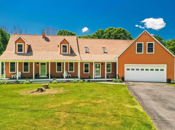22 Gebig Road, Nottingham, NH 03290