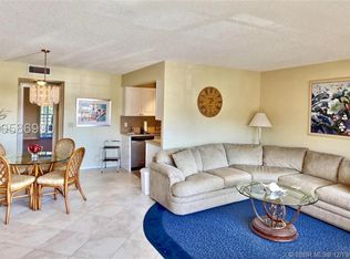 2045 Rexford Rd, Boca Raton, FL 33434