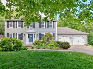 62 Violette Cir, Northbridge, MA 01534