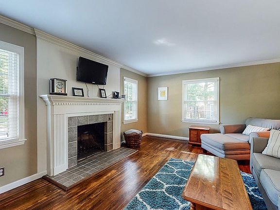 5th image of 3811 Kay Dr