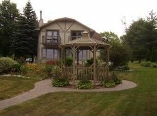3622 Covert Rd, Waterford, MI 48328