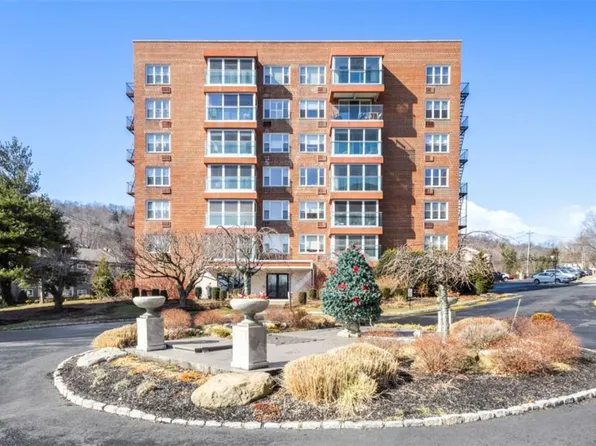 1 Salisbury Point #1B, Nyack, NY 10960