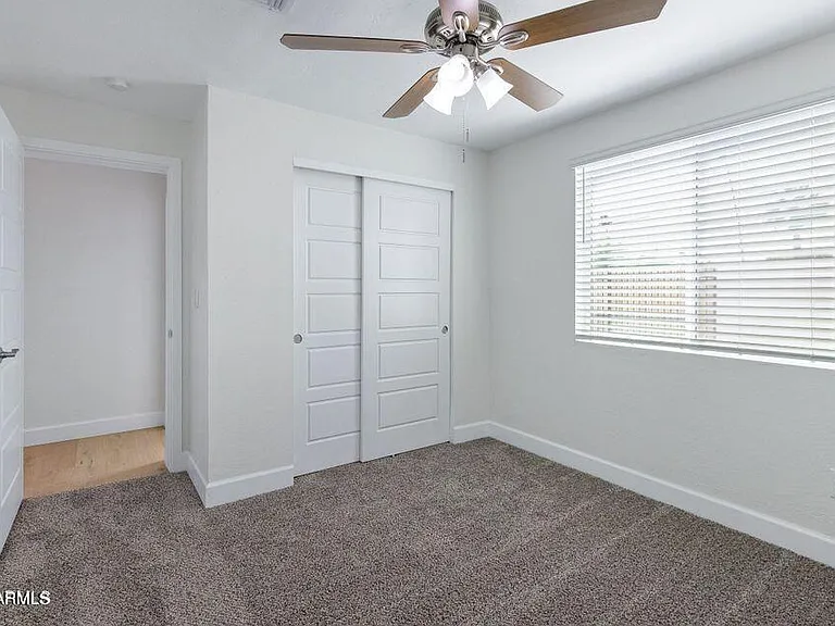 551 W 17th Pl — Photo 10