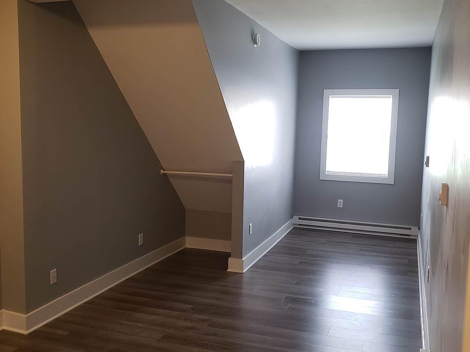 2nd image of 1811 25th St #2