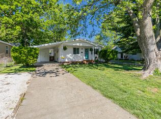 2549 N Lyon Ave, Springfield, MO 65803