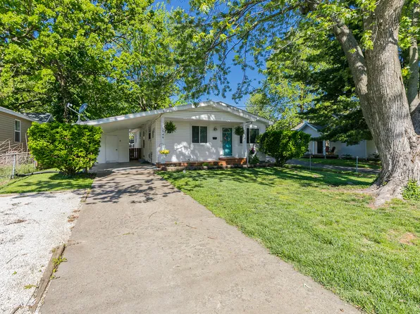 2549 N Lyon Avenue, Springfield, MO 65803