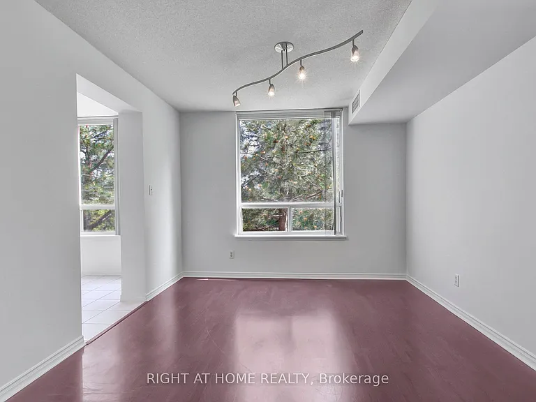 35 Empress Ave #207 — Photo 47