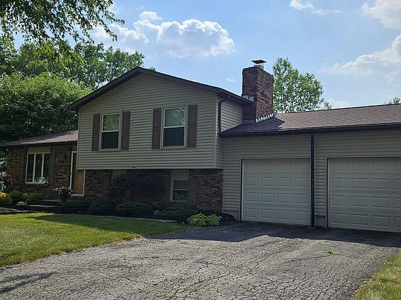 3rd image of 2669 River Bend Dr