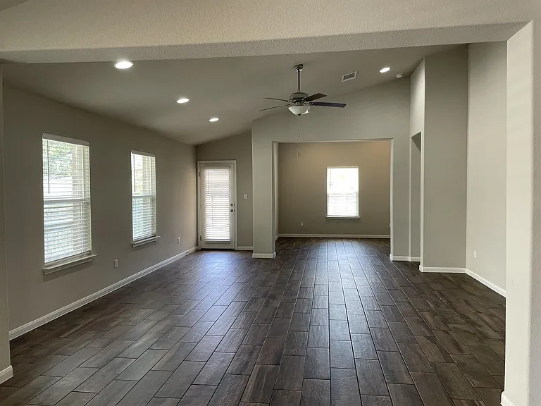 248 Falling Star Ln — Photo 6
