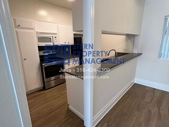 4th image of 6100 Buckingham Pkwy Unit 202