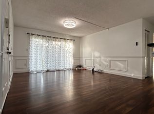 16 Rickard Ct, Lawrence Township, NJ 08648