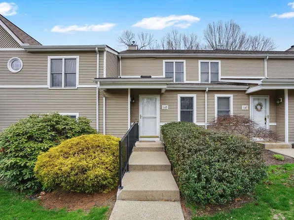 61 Abbey Memorial Dr APT 145, Chicopee, MA 01020