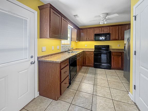 5th image of 128 Colson Village Ct