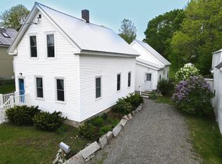 23 Pierce St, Orono, ME 04473