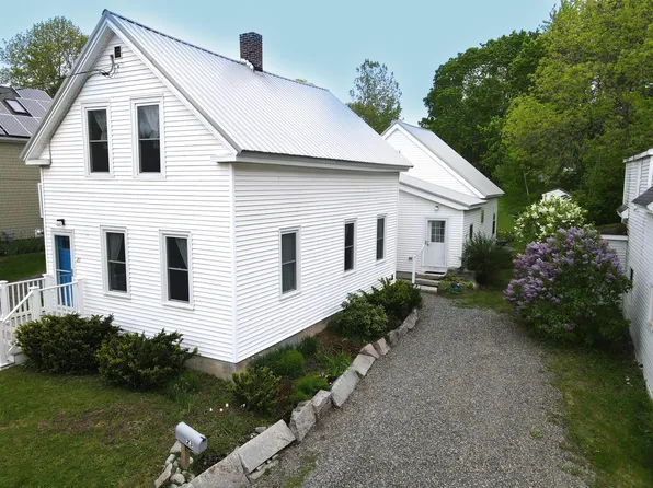 23 Pierce Street, Orono, ME 04473