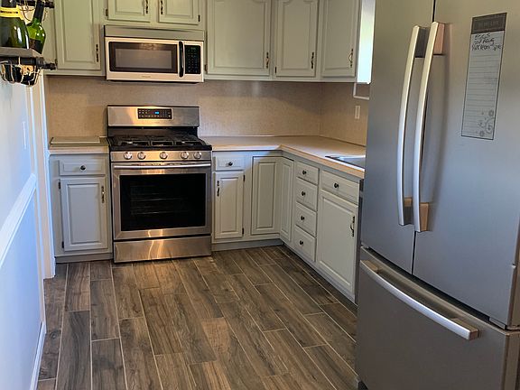 3rd image of 10349 Highland Dr