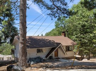 30611 Ferndale Dr, Running Springs, CA 92382