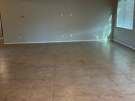 2nd image of 5649 W Sunland Ave