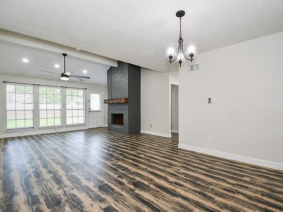 5th image of 13910 Bonnercrest Dr