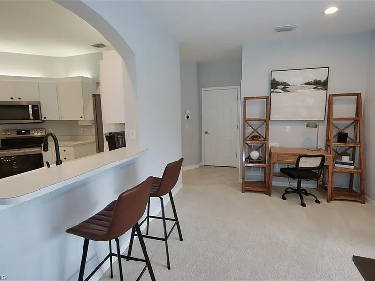 20161 Seagrove St #102 — Photo 9