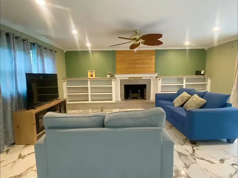 1313 Brooker Rd — Photo 3