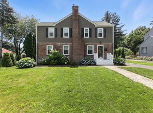 15 Onlook Rd, Wethersfield, CT 06109