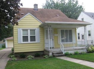 28651 Barton St, Garden City, MI 48135