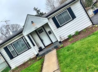 113 N Marion Ave, Bartlett, IL 60103