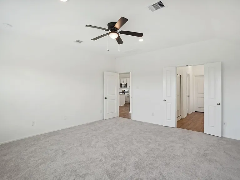 7807 Eagle Creek Ln — Photo 16