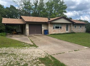 5906 Highway N, Bourbon, MO 65441