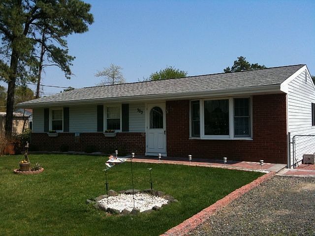 1st image of 303 Shawnee Trl