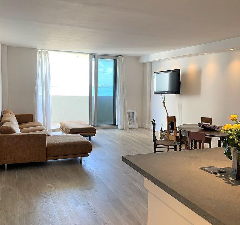 1st image of 5 Island Ave APT 9B