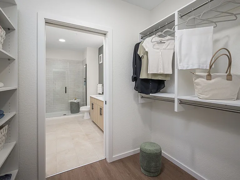Fiori Apartments — Photo 20