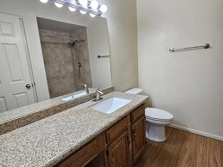 5750 N Camino Esplendora #C-227 — Photo 17