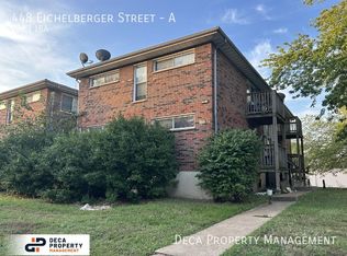 448 Eichelberger St APT A, Saint Louis, MO 63111
