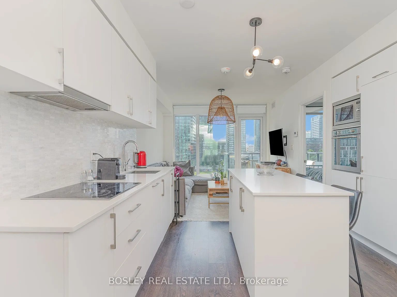Minto West Side Condo — Photo 4